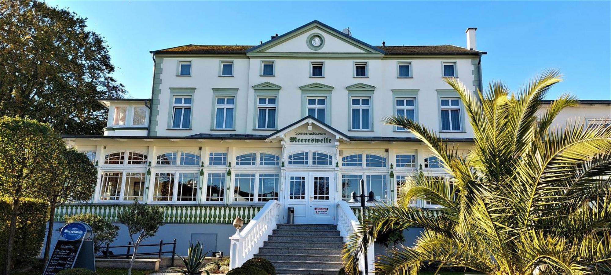 Hotel Meereswelle - Anno 1875 Heringsdorf  Exterior photo